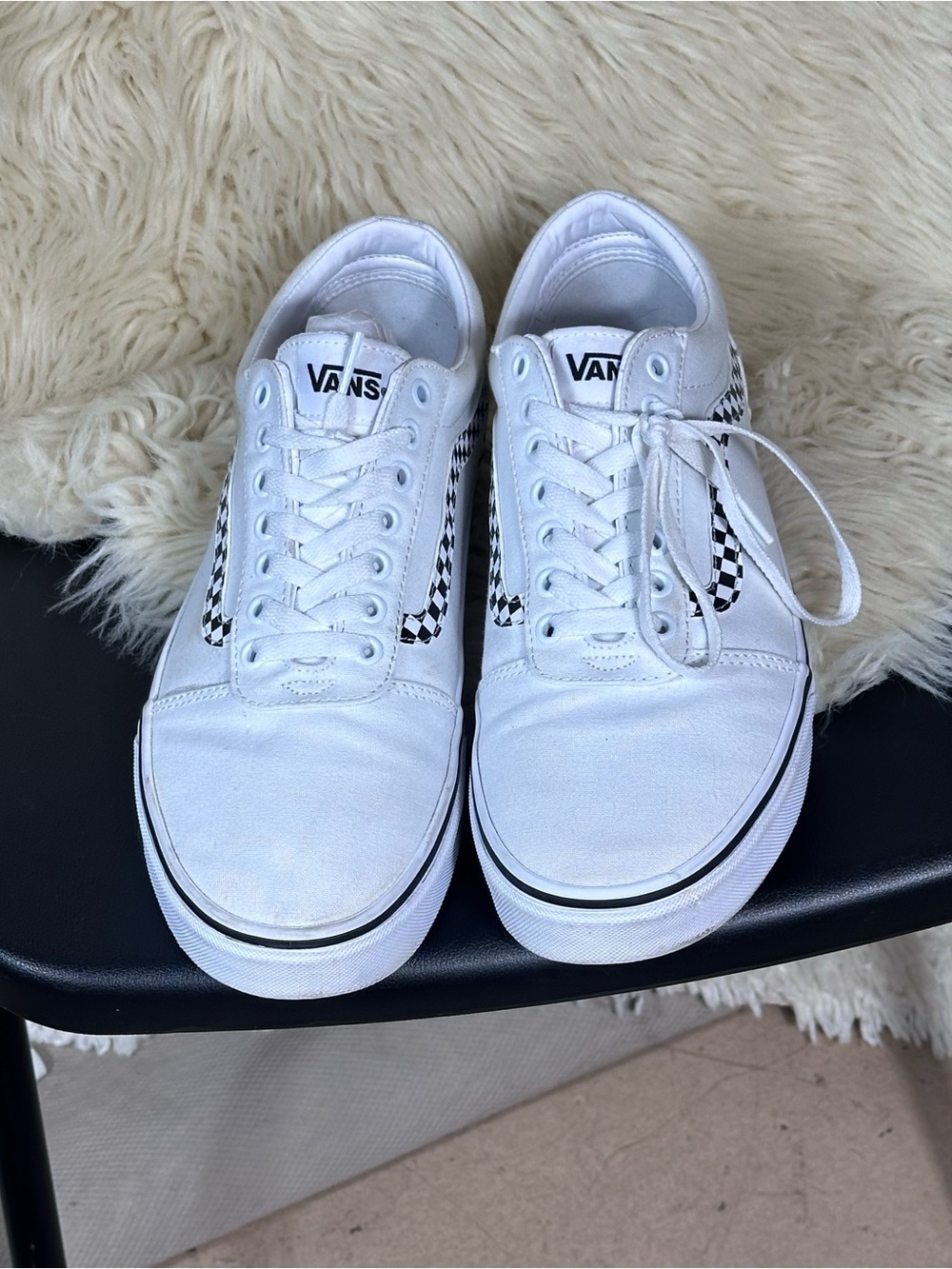 Vans White Low Top Sneakers with Black Checkerboard Stripe